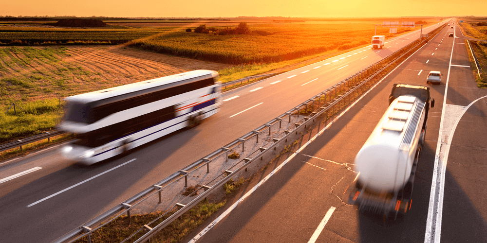 A bateria ideal para caminhões, ônibus e tratores