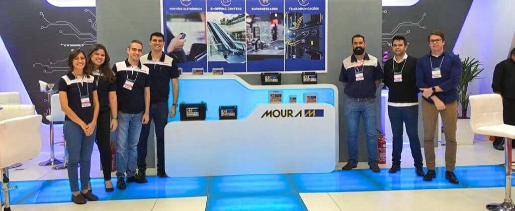Moura apresenta os diferenciais de suas baterias estacionárias na 22ª Exposec
