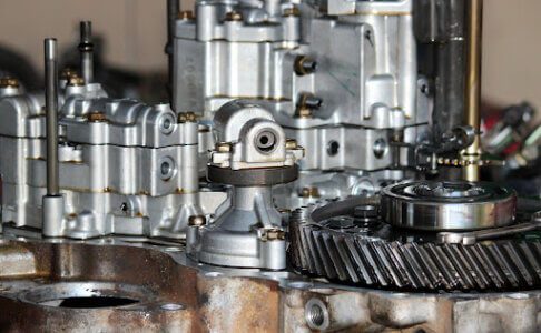 close de peças de motor de torque